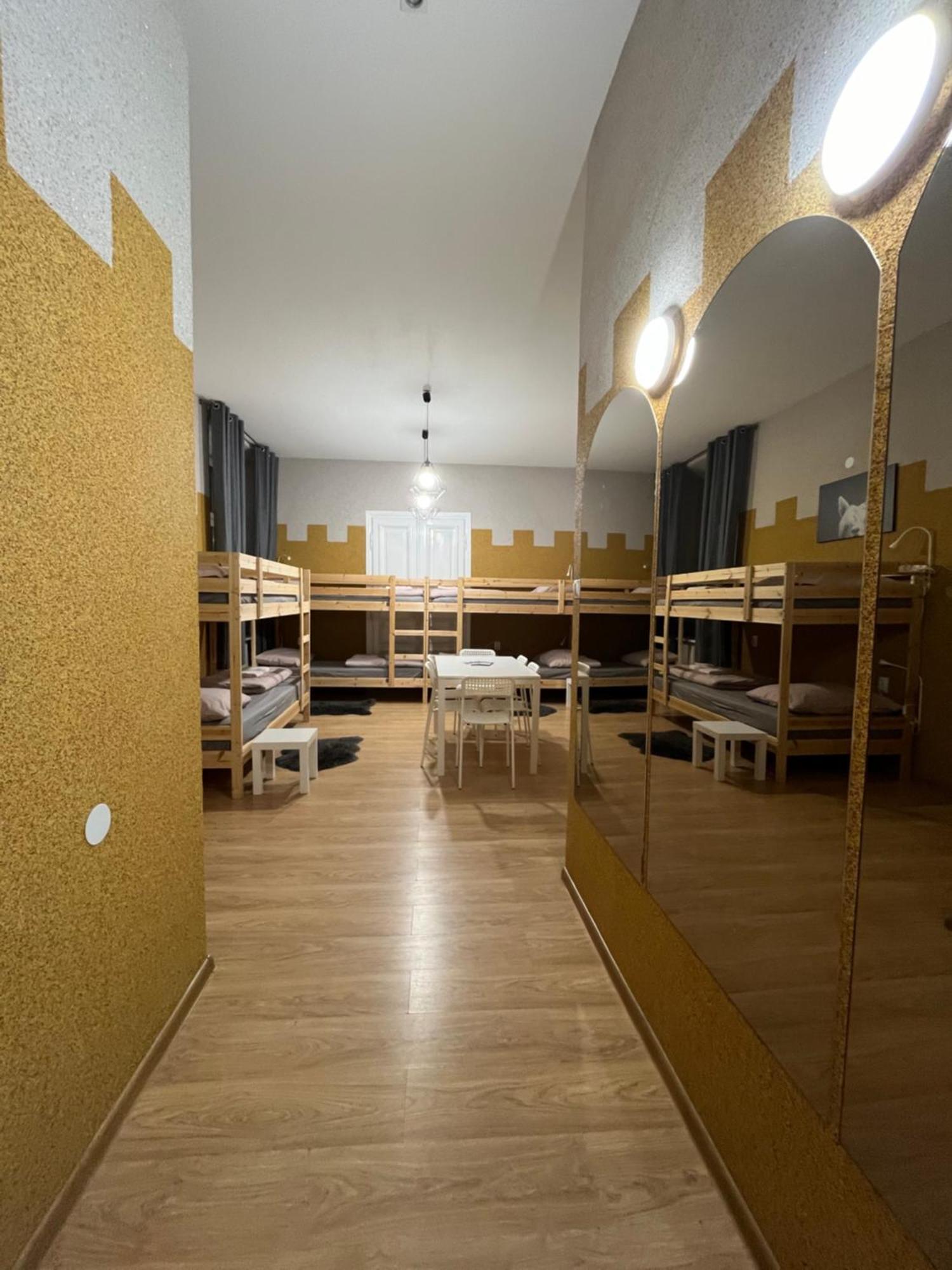 קרקוב Girls Hostel מראה חיצוני תמונה