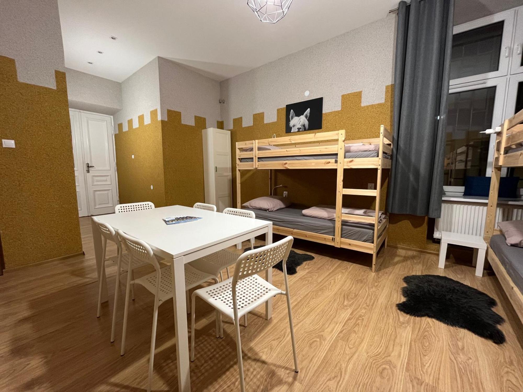 קרקוב Girls Hostel מראה חיצוני תמונה